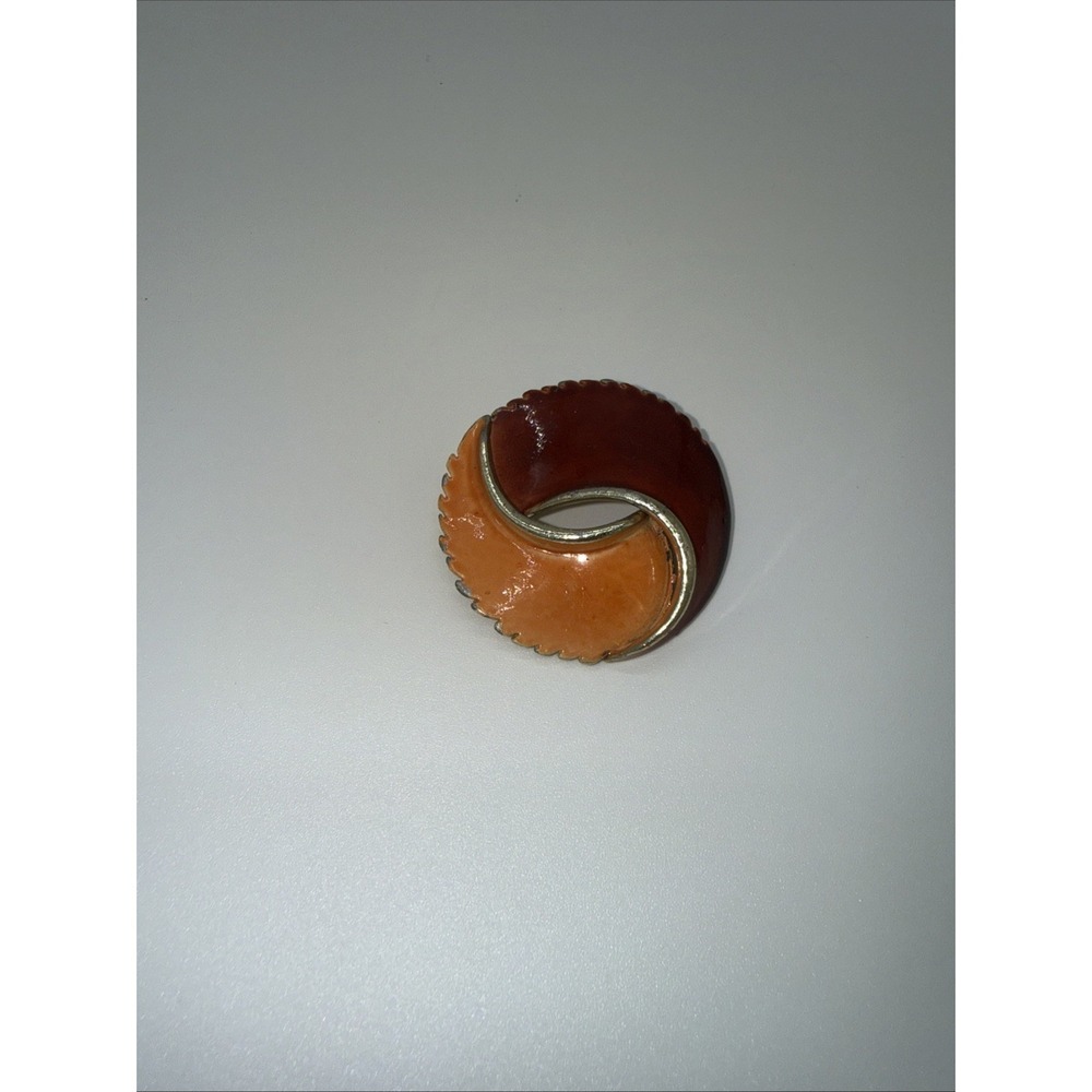 Vintage Round Assymetric Gold Orange & Red‎ Brooch